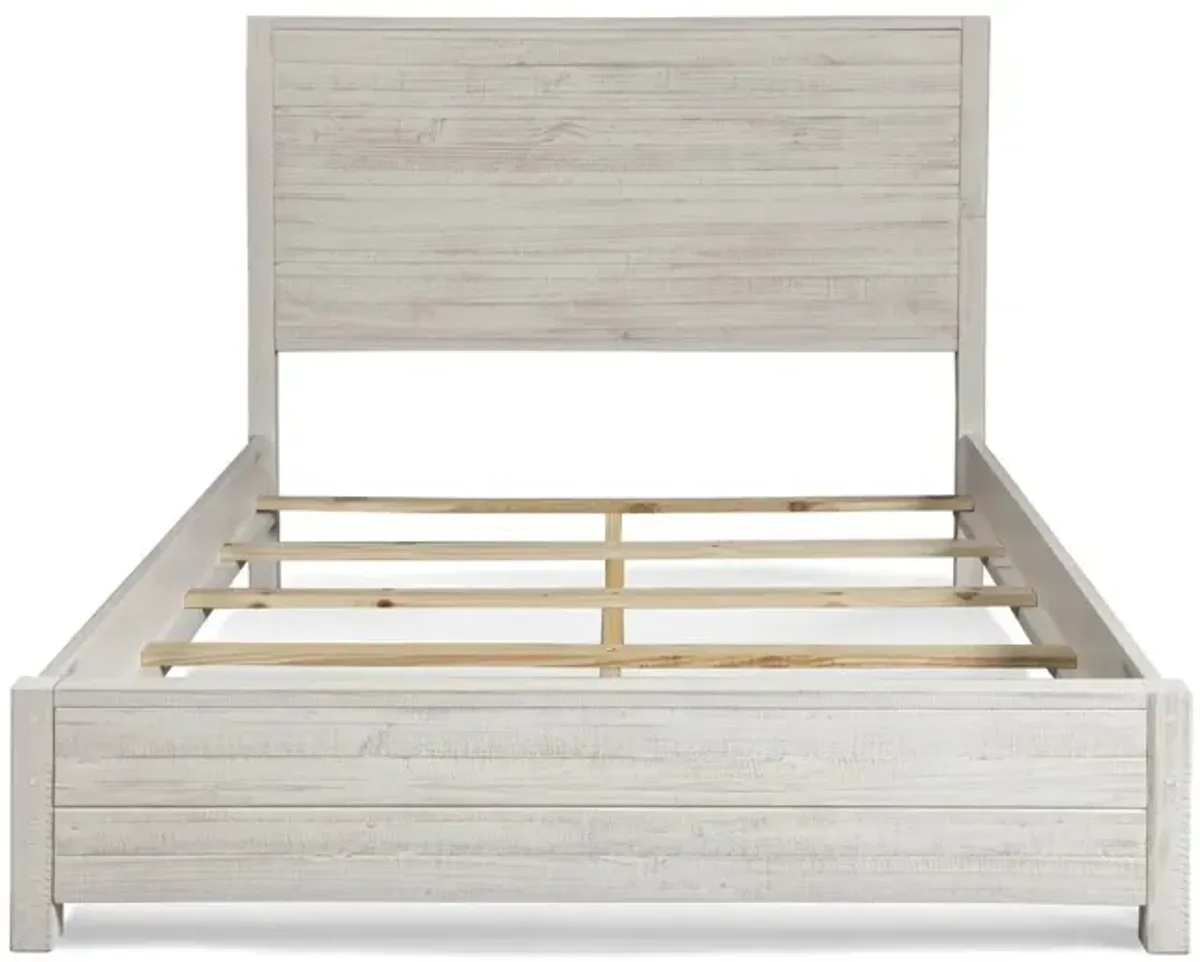 FarmHome Solid Pine Platform Bed – Rustic Wooden Frame with Sturdy Slats & Timeless Farmhouse Charm
