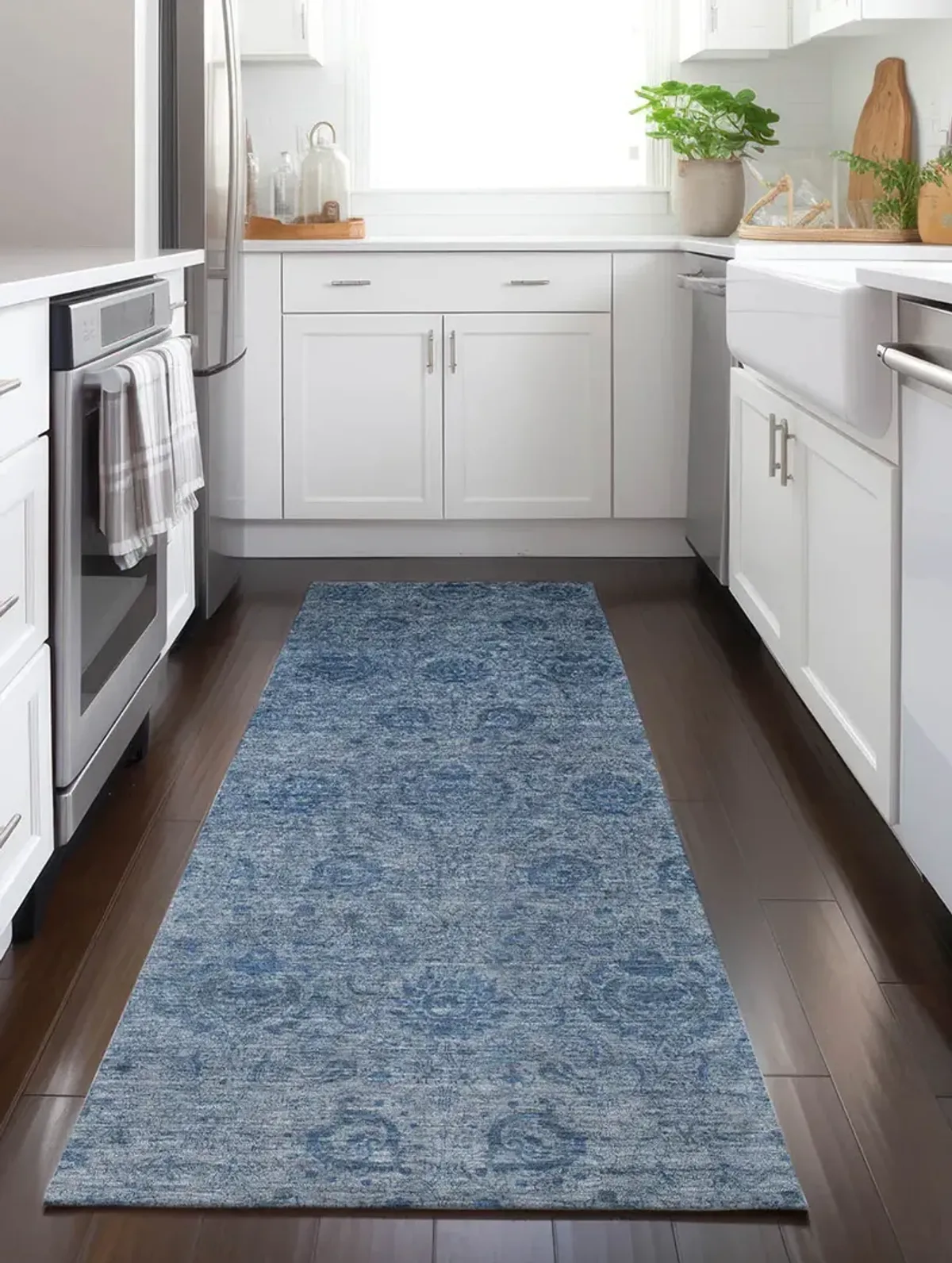 Burano BU8 Blue 2'3" x 7'6" Rug