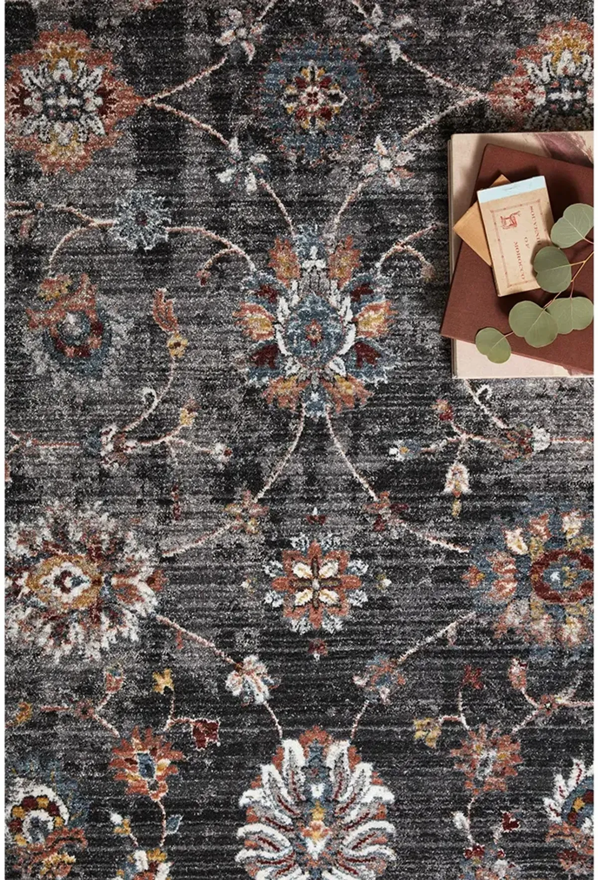 Samra SAM08 2'7" x 10'" Rug