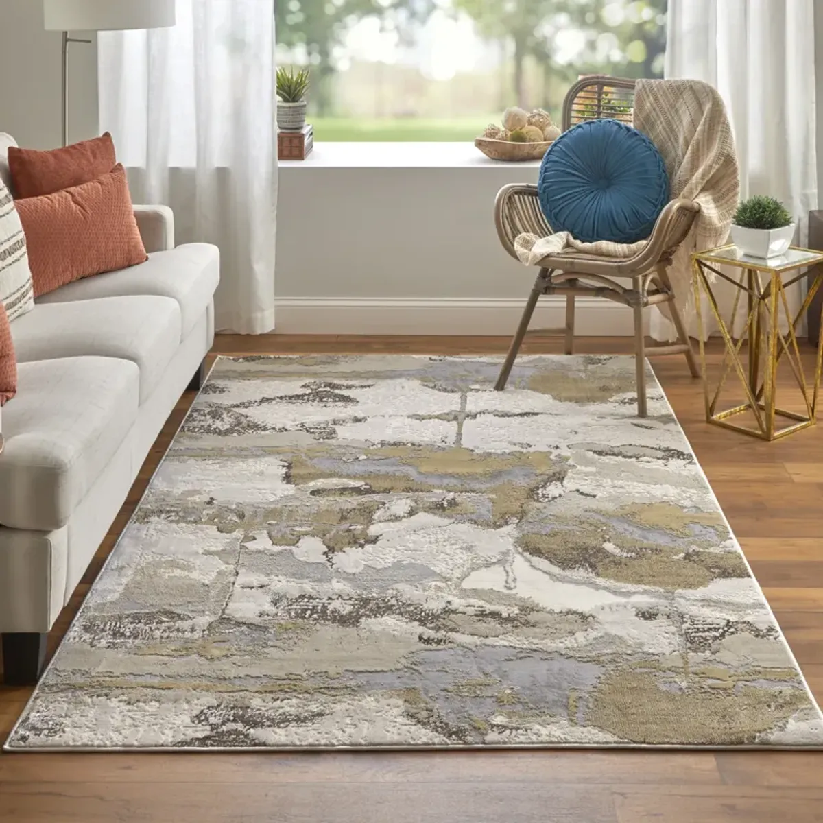 Aura 3737F Gray/Ivory/Gold 6'7" x 9'6" Rug