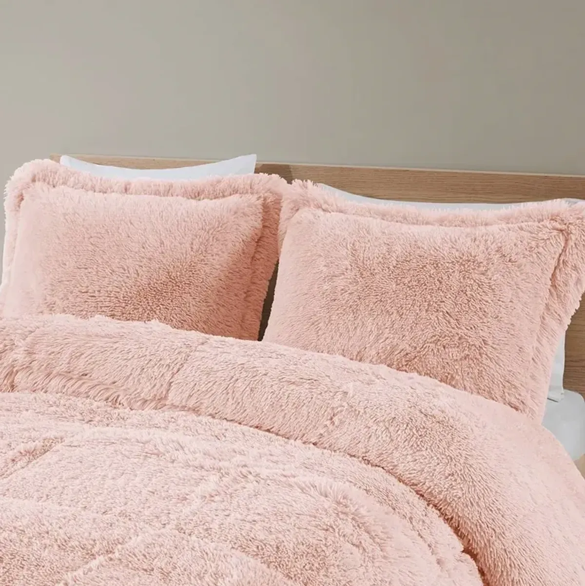 Full/Queen Pink Blush Soft Sherpa Faux Fur 3 Piece Comforter Set