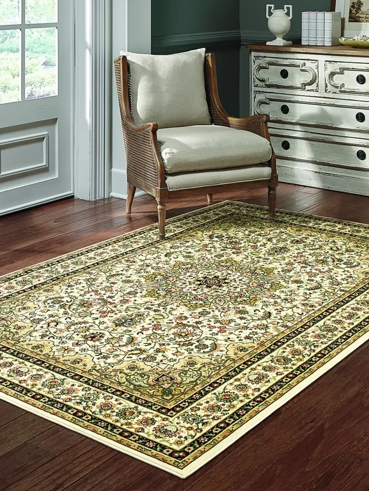 Kashan 3'10" x 5'5" Ivory Rug