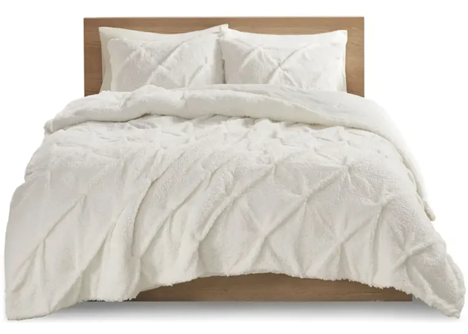 Gracie Mills Dwain Pintuck Sherpa Down Alternative Comforter Set