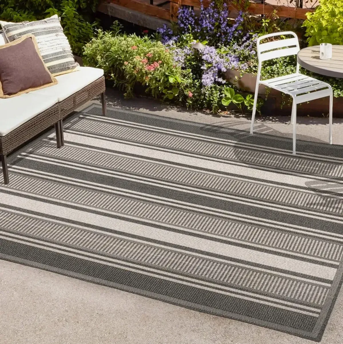 Haynes Modern Double Stripe Indoor/Outdoor Area Rug