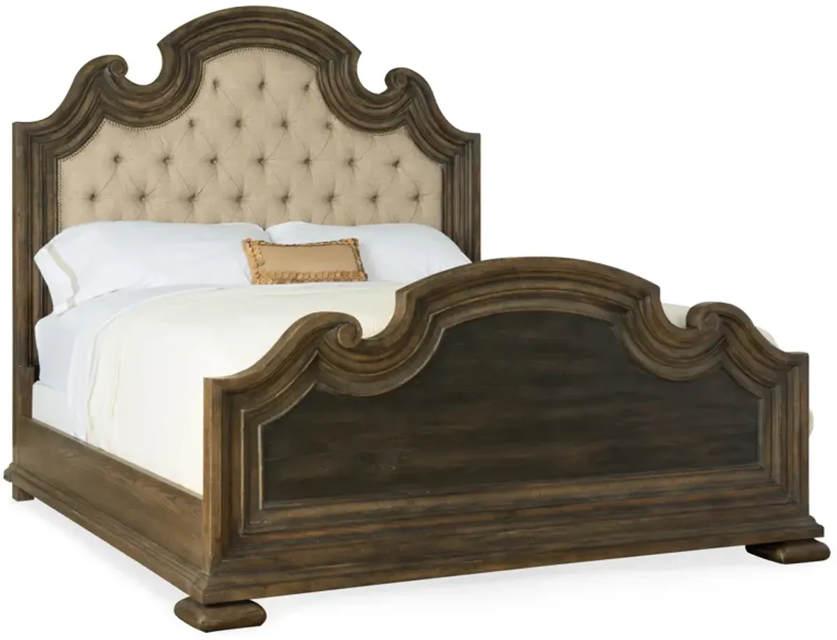 Fair Oaks King Upholstered Bed