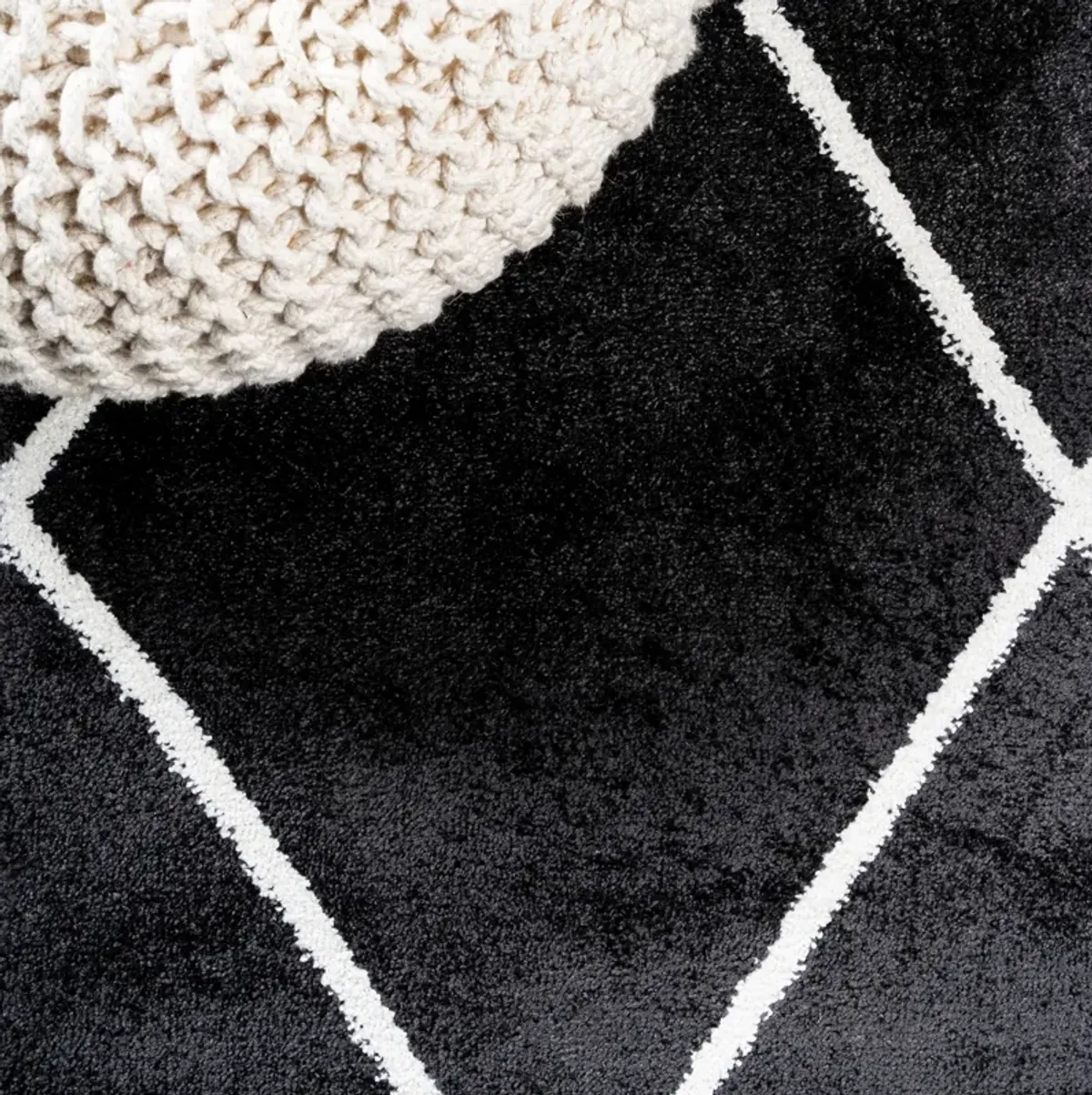 Cole Minimalist Diamond Trellis Area Rug