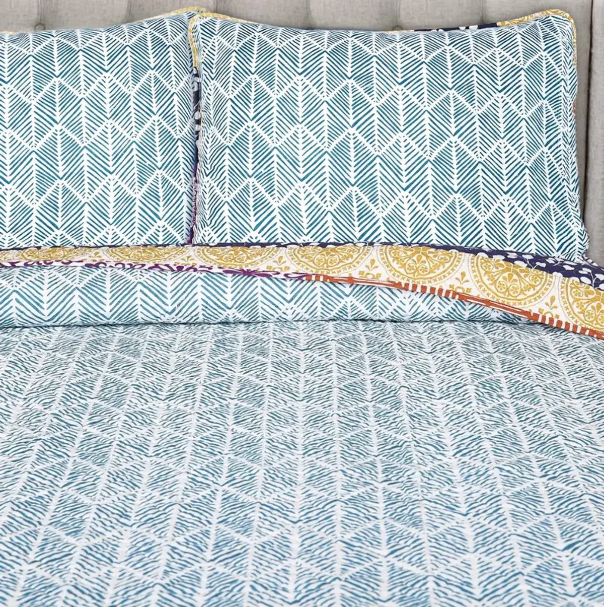 Bohemian Stripe Quilt 3Pc Set