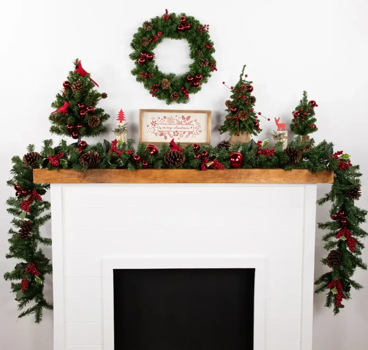 Green Colorado Spruce Artificial Christmas Wreath  16-Inch  Unlit