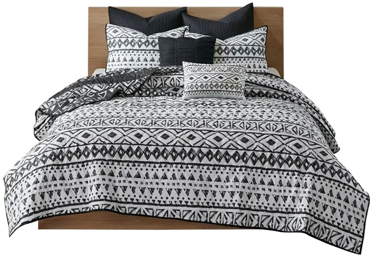 Gracie Mills Caelius Modern 7-Piece Reversible Cotton Quilt Set with Euro Shams and Throw Pillows