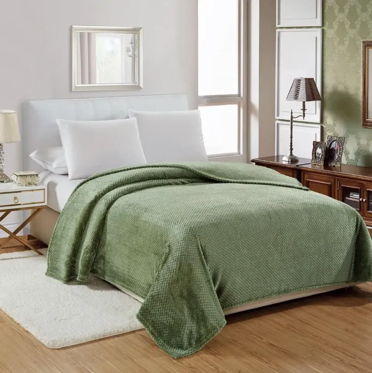 Plazatex Noble House Micro Plush Blanket