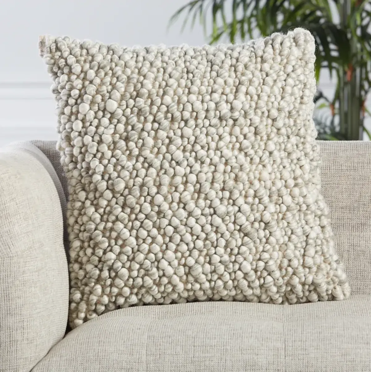 ANGORA 22x22 PILLOW POLYESTER - FEATHER GRAY