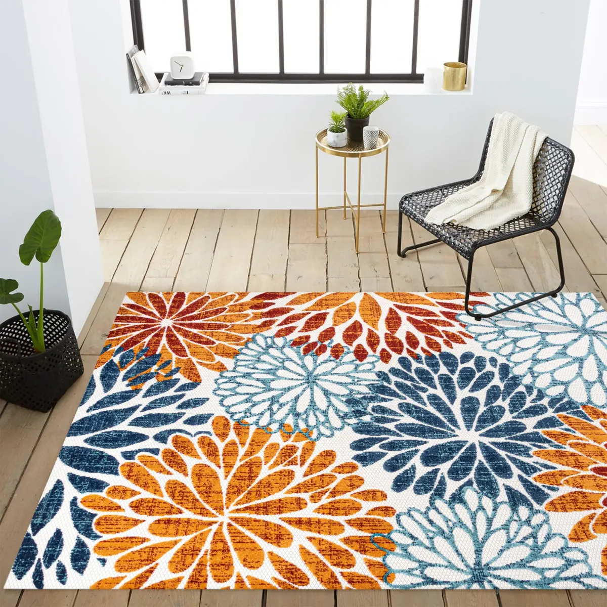 Crisantemo Floral High-Low Indoor/Outdoor Area Rug