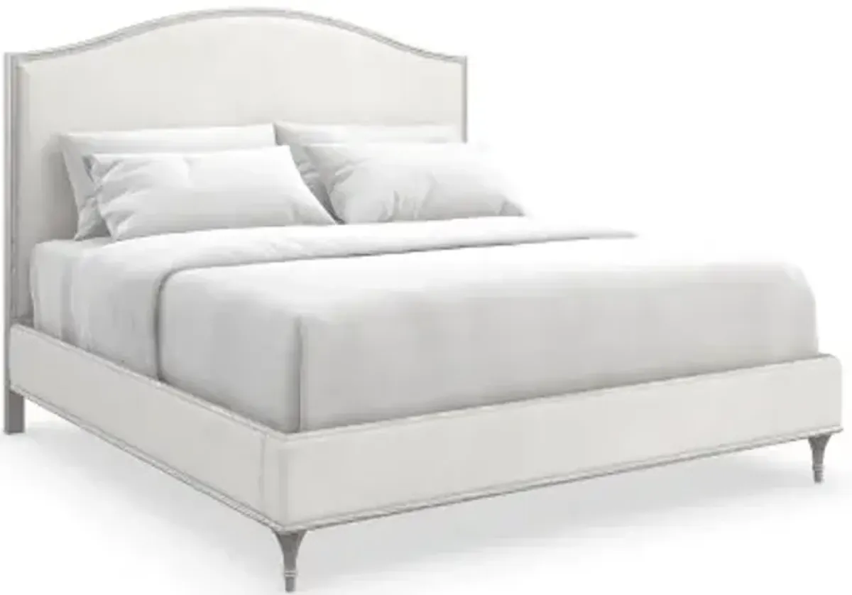 Fontainebleau Platform Queen Bed