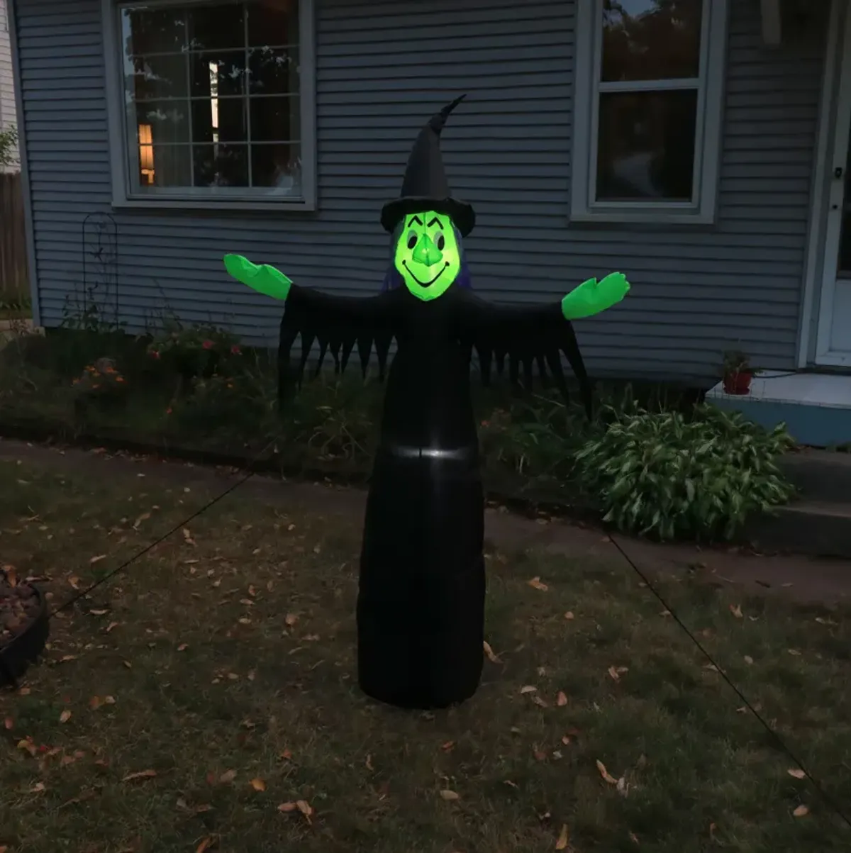 Sunnydaze Wendolyn the Wicked Witch Inflatable Halloween Decoration - 5 ft