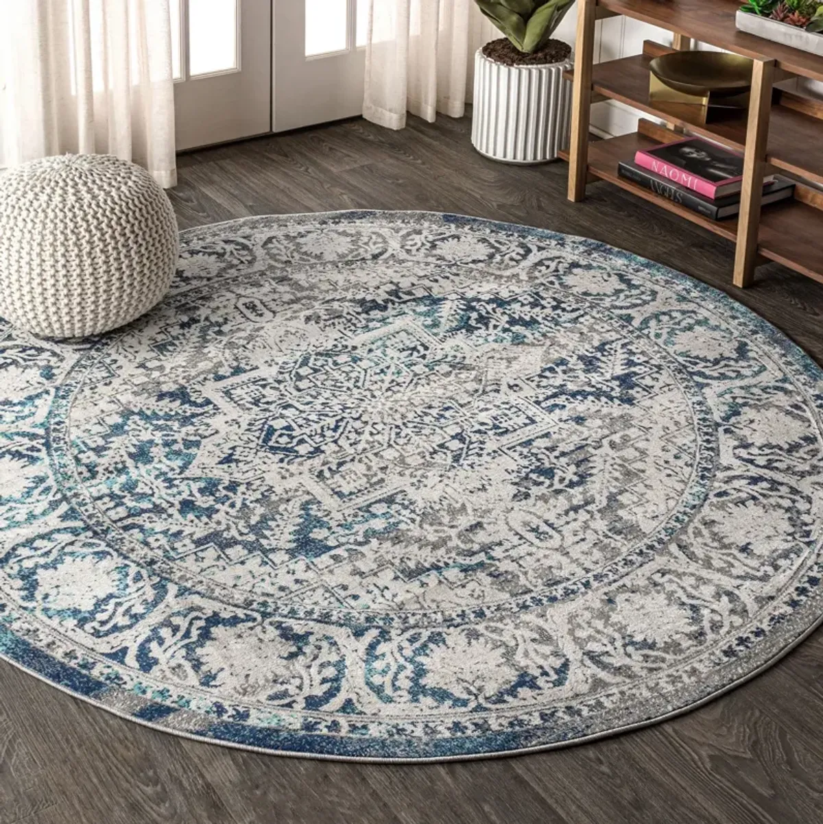 Modern Persian Vintage Medallion Area Rug