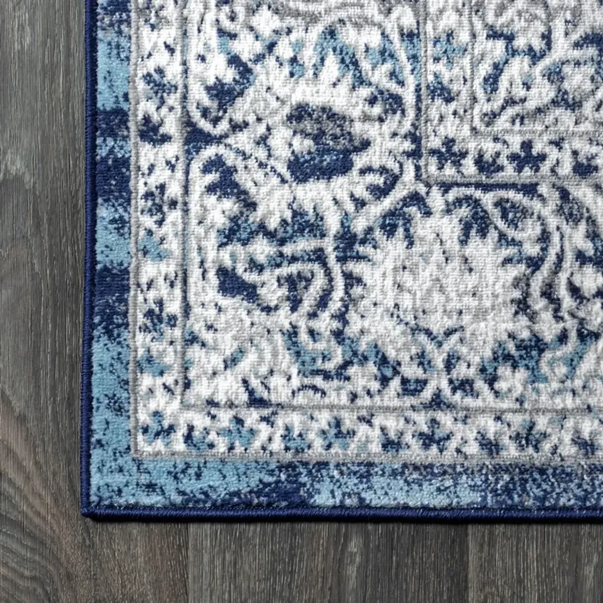 Modern Persian Vintage Medallion Area Rug