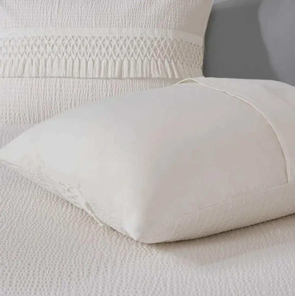 Gracie Mills Patrice Classic Comfort: 3-Piece Cotton Seersucker Comforter Ensemble