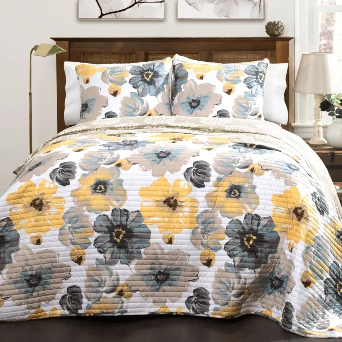 Leah Reversible Quilt 3Pc Set