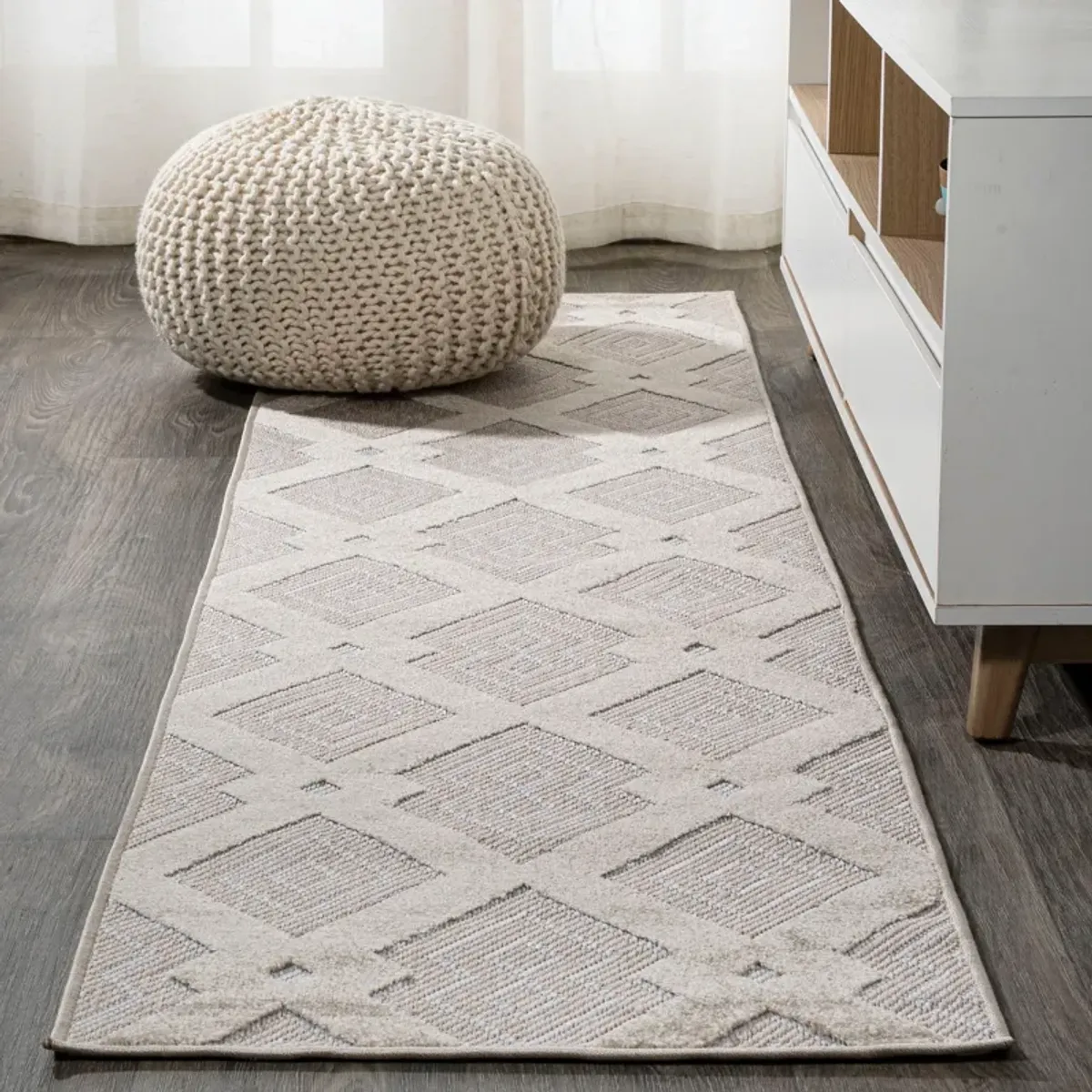 Duwun High-Low Pile Ogee Trellis Tone On Tone Indoor/Outdoor Area Rug