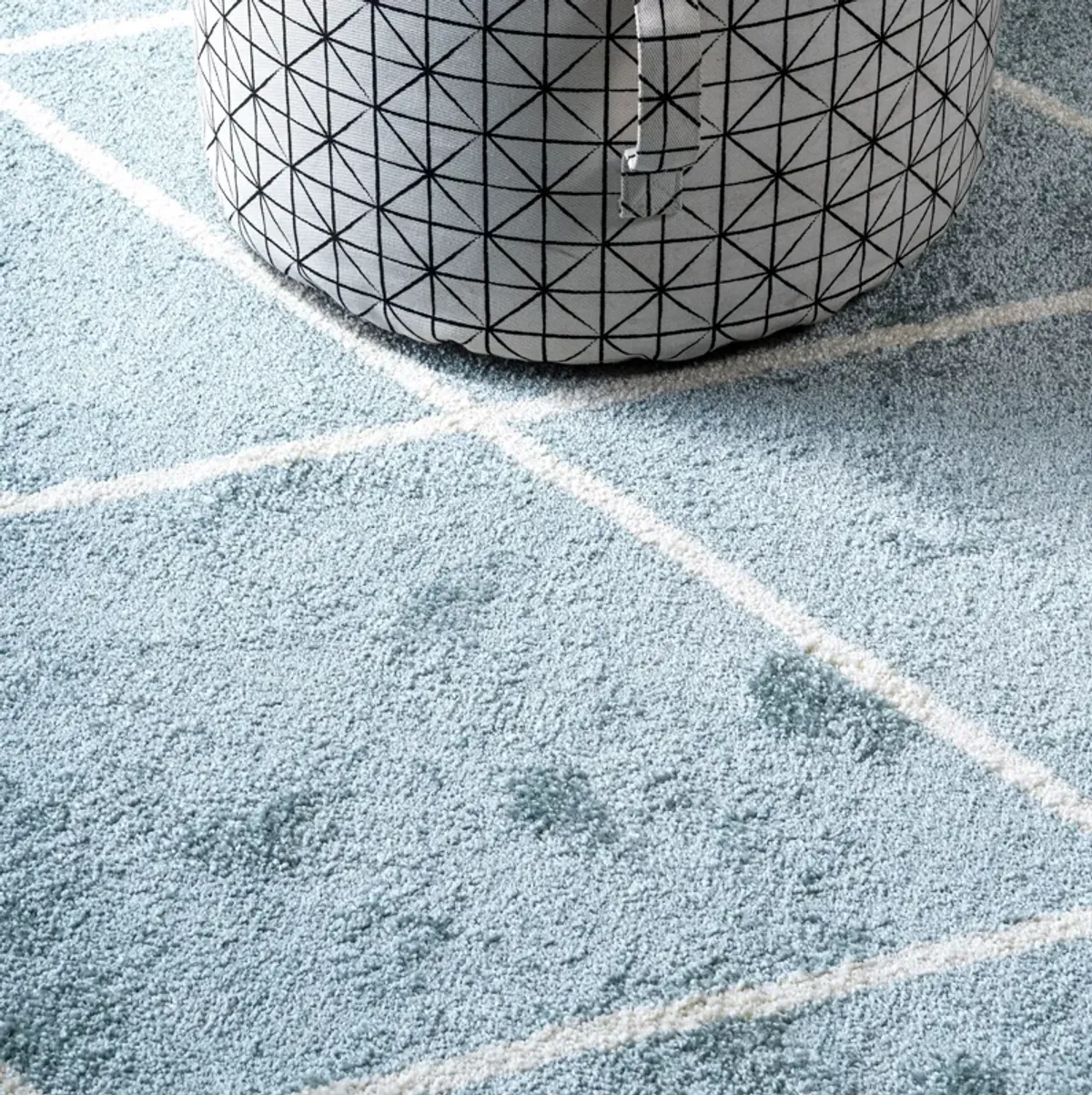 Cole Minimalist Diamond Trellis Area Rug