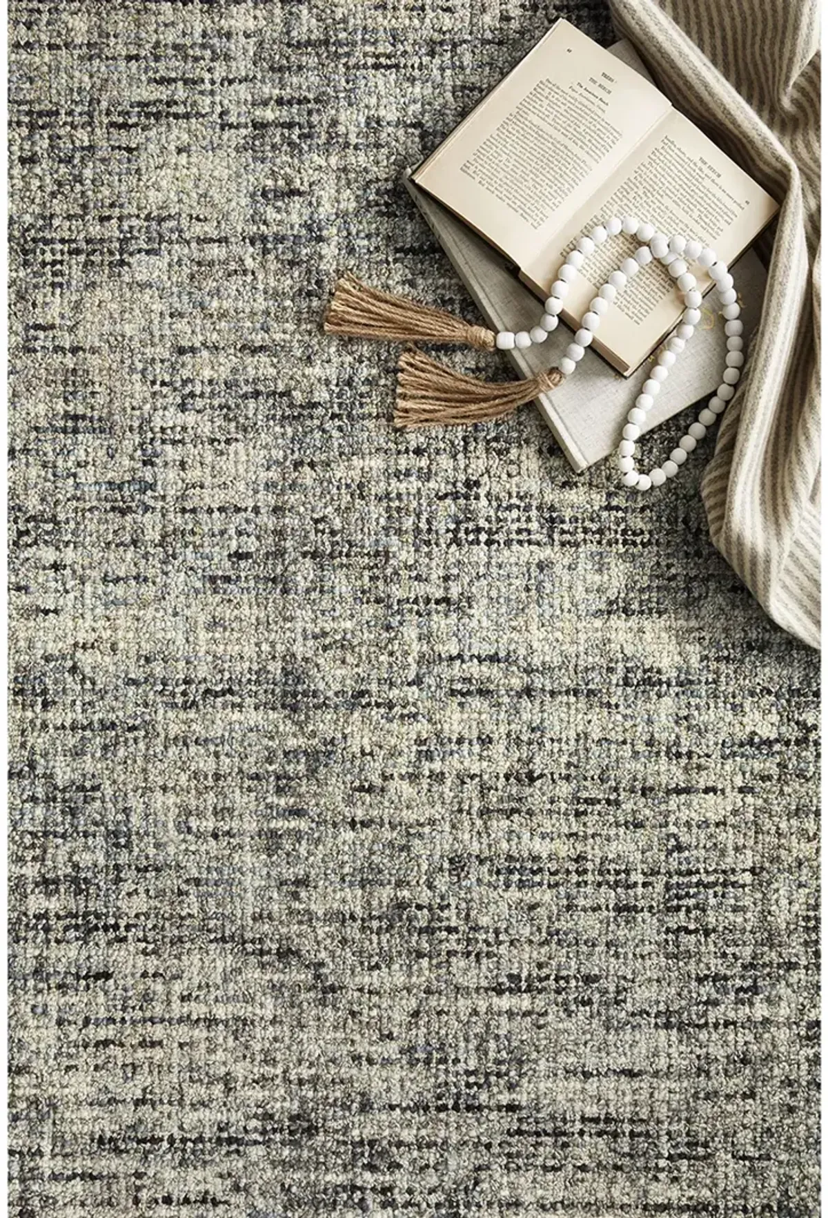 Harlow HLO01 2'6" x 7'6" Rug