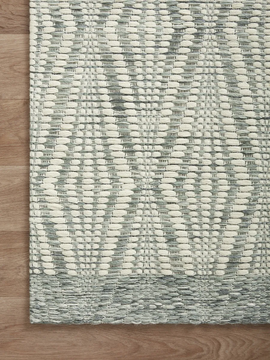 Kenzie KNZ01 2'6" x 7'6" Rug