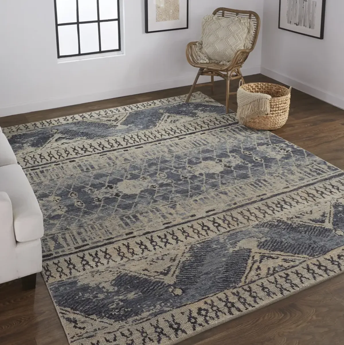 Palomar 6572F Blue/Gray/Ivory 9'6" x 13'6" Rug