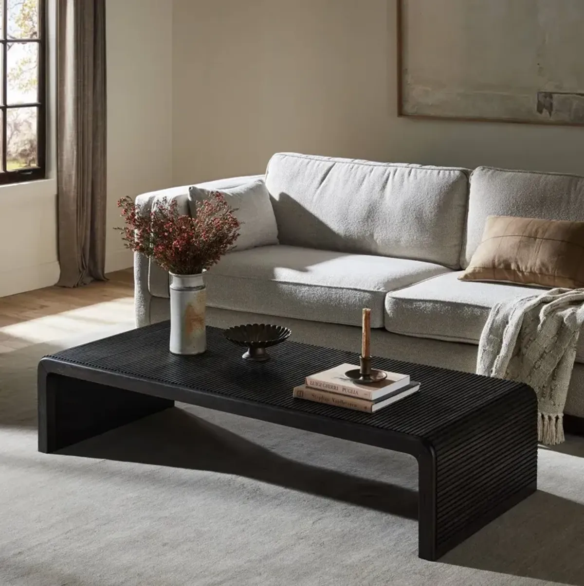 Leo Cocktail Table