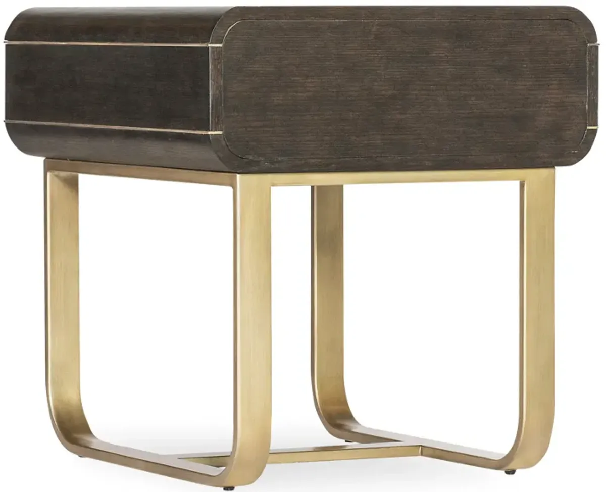 Commerce & Market Metropolitan End Table