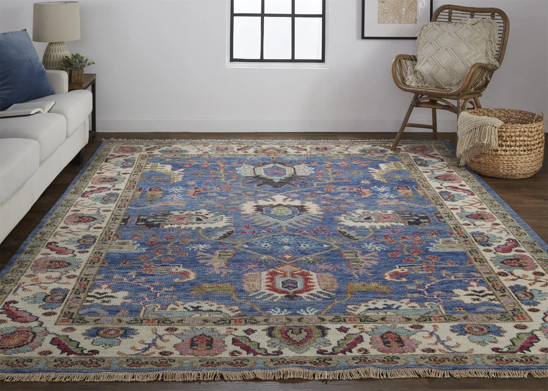 Beall 6708F Blue/Red 2' x 3' Rug