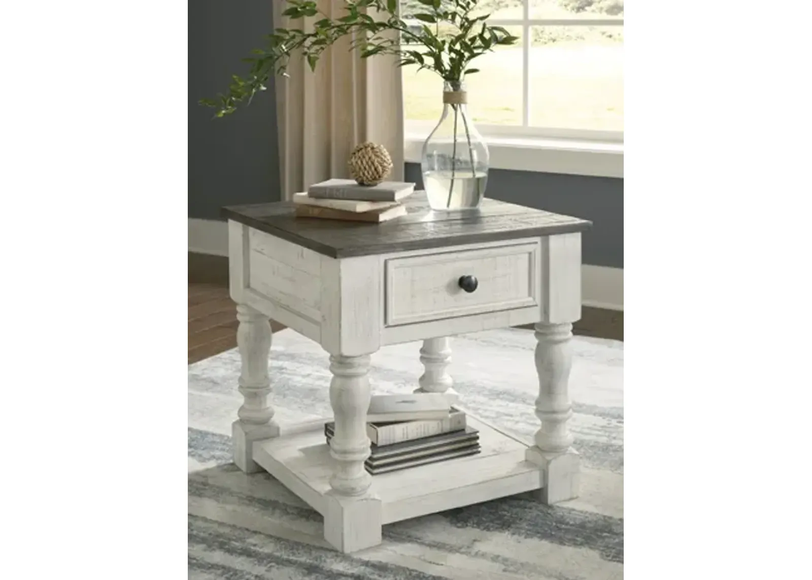 Havalance Square End Table