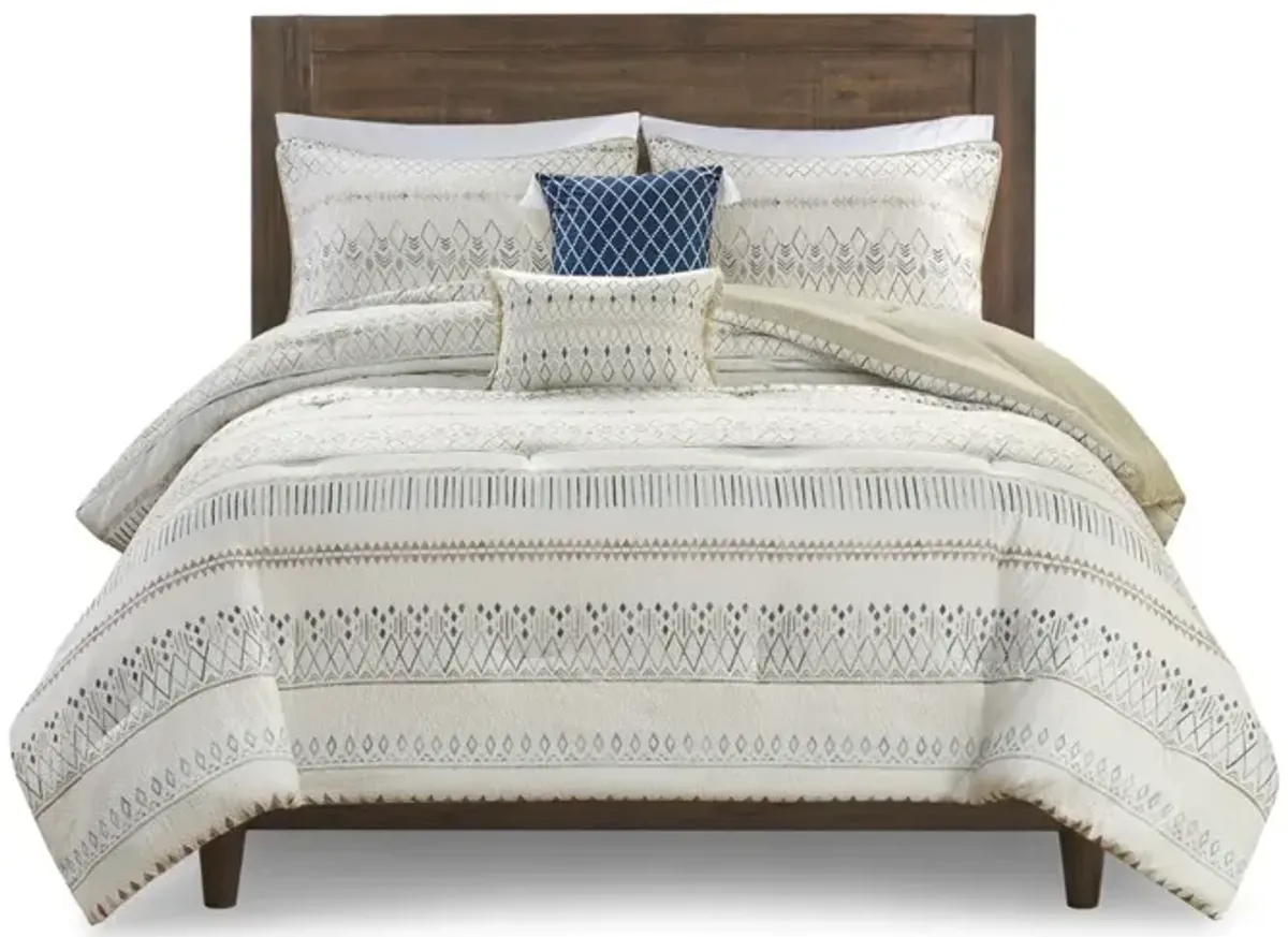 Gracie Mills Penny Southwest-Inspired 5 Piece Seersucker Comforter Set with Decorative Pillows