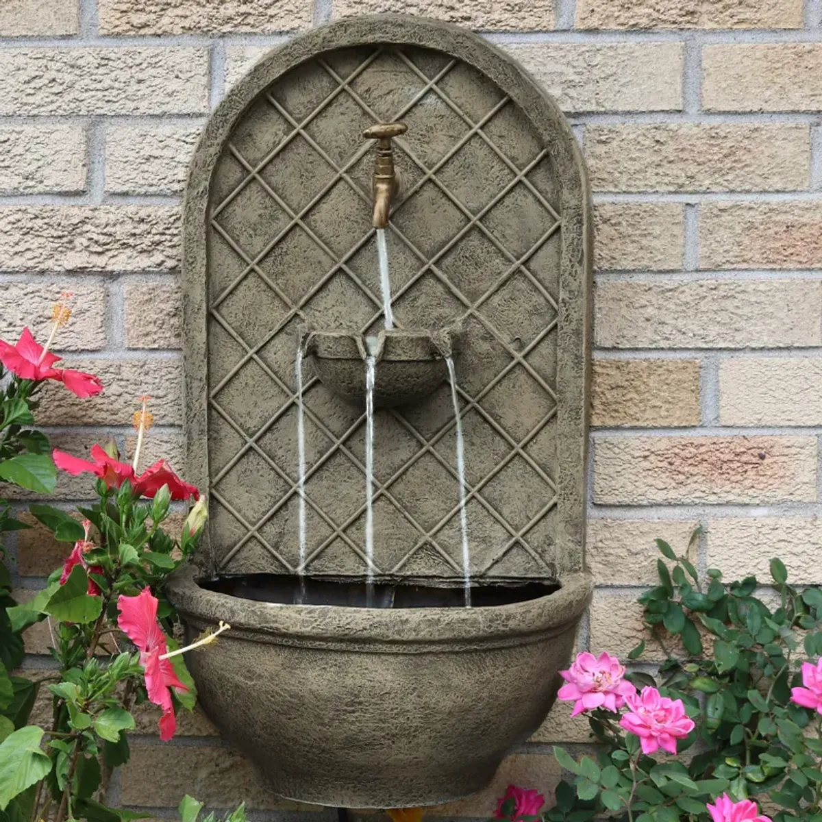 Sunnydaze Messina Polystone Outdoor Wall Fountain