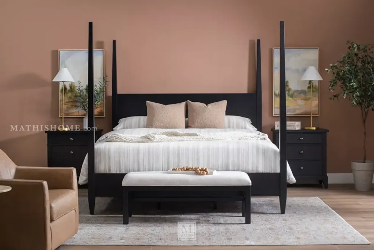 Traditions Queen Poster Bed