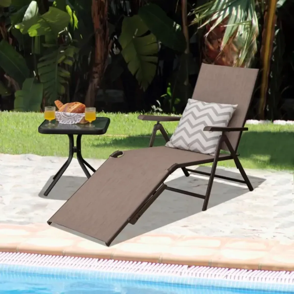 Hivvago Patio Foldable Chaise Lounge Chair with Backrest and Footrest