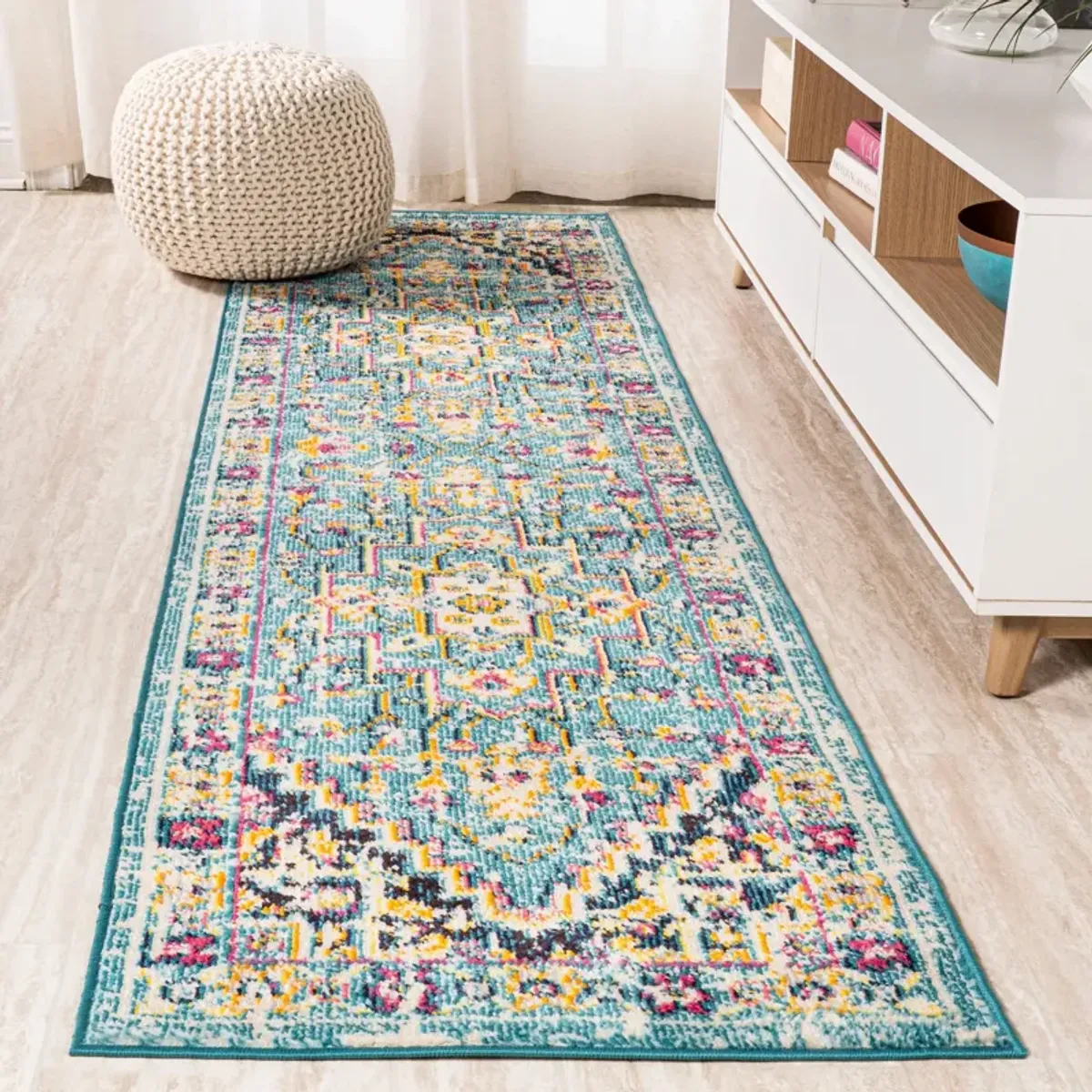 Brooklyn Geometric Medallion Area Rug