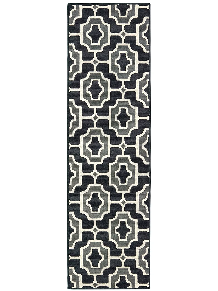 Marina 2'3" x 7'6" Black Rug