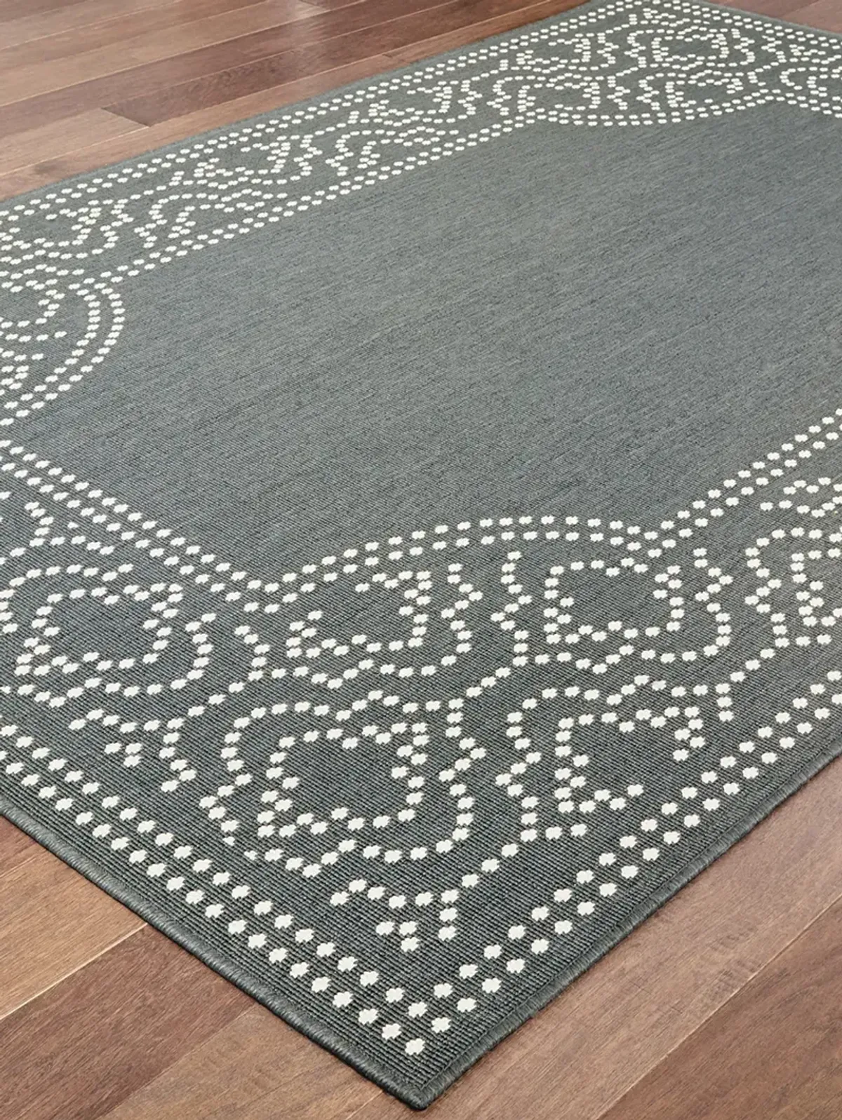 Marina 3'7" x 5'6" Grey Rug