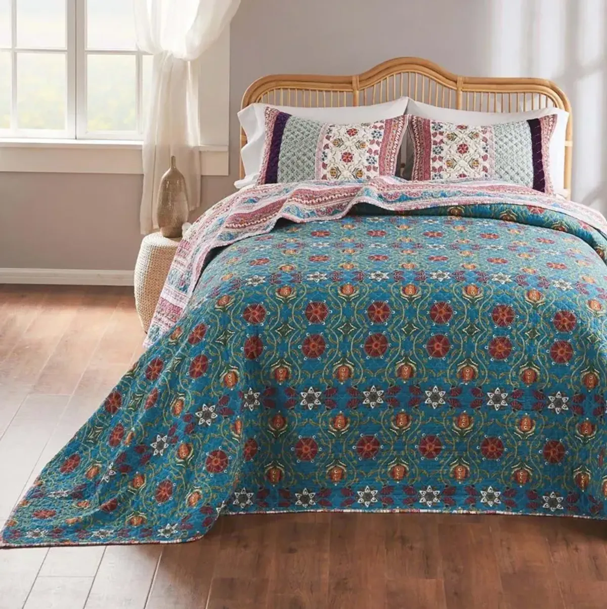 Greenland Home Fashions Thalia Cotton Boho-Style Bedspread Set - Jumbo Sized Reversible Quilt Set