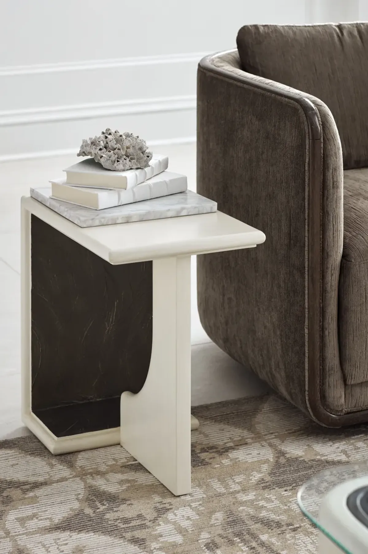 Blanc Chairside Table