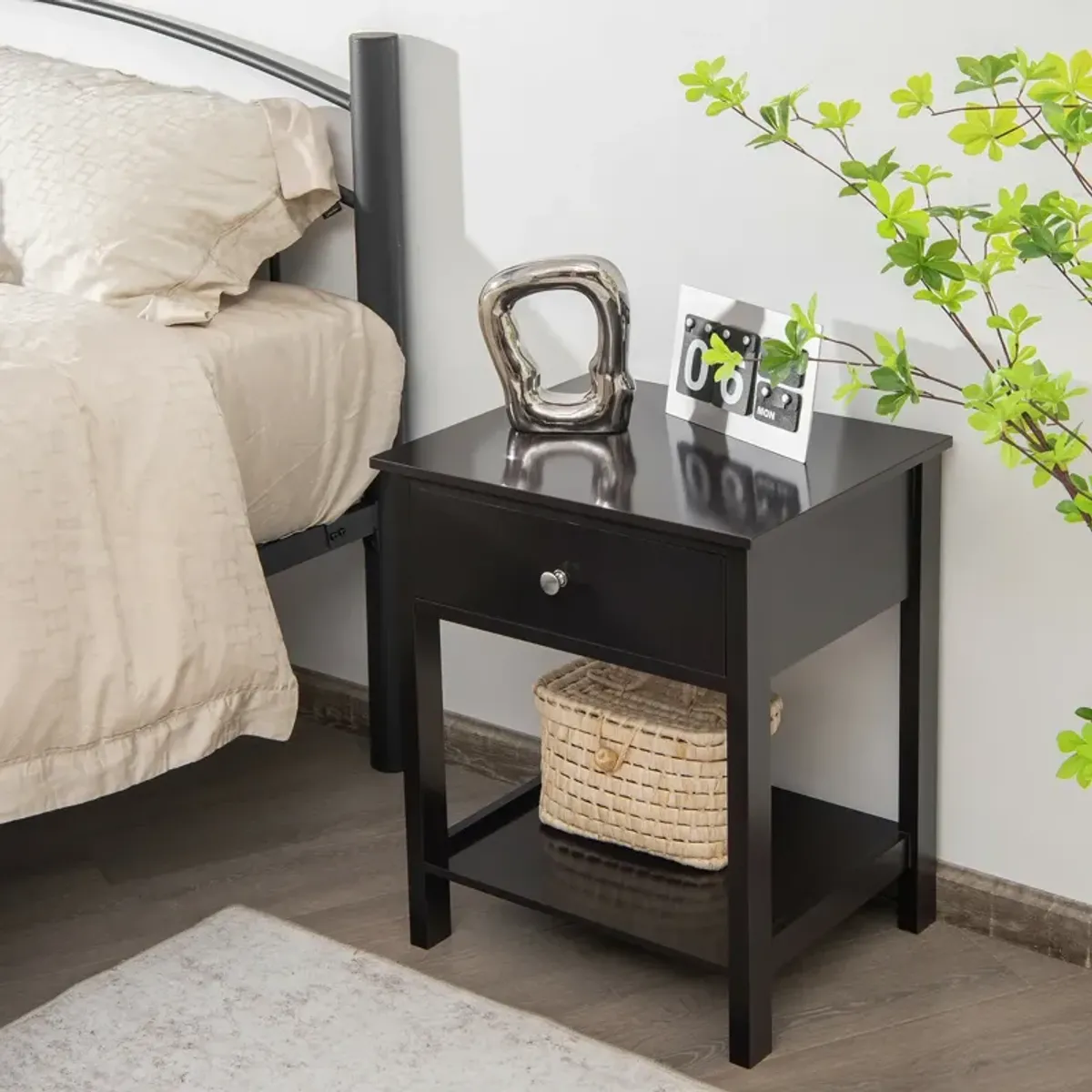 Wooden Storage Shelf with Drawer for Bedroom and Living Room