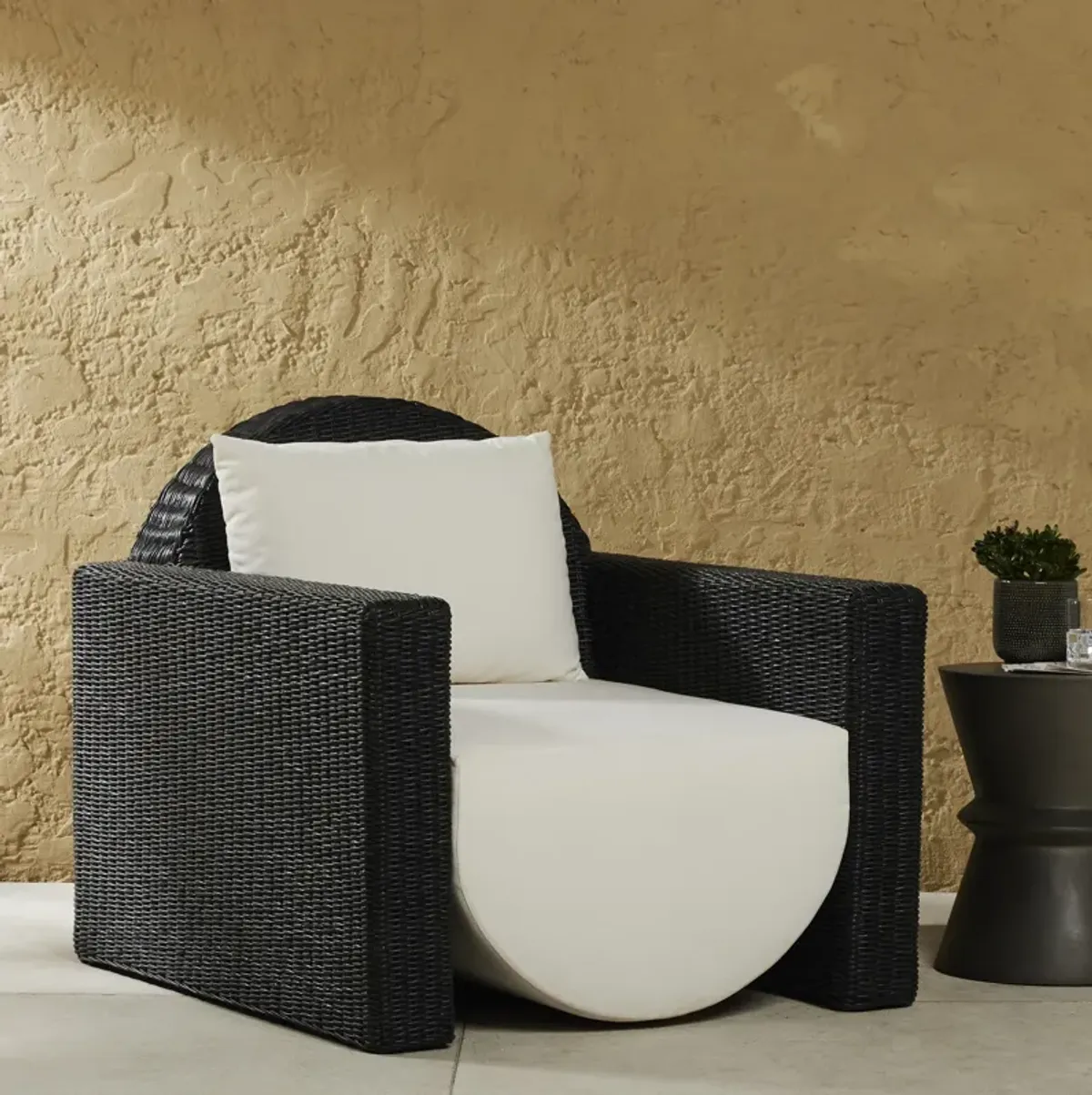 Clemente Outdoor Chair