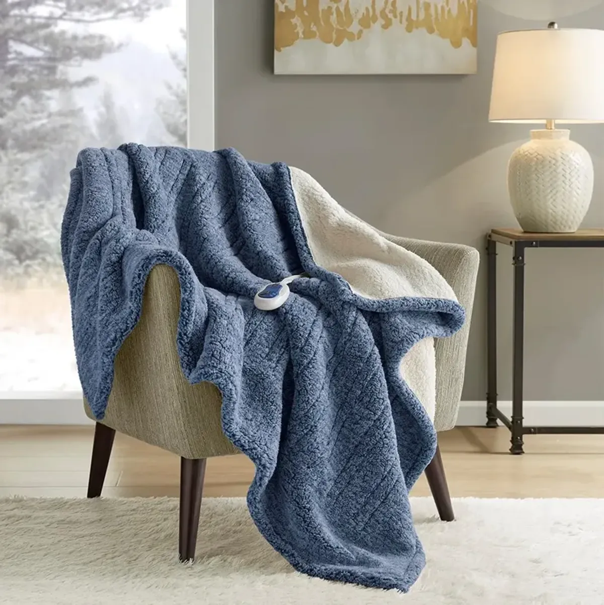 Gracie Mills Mckinley Solid Heated Sherpa Throw