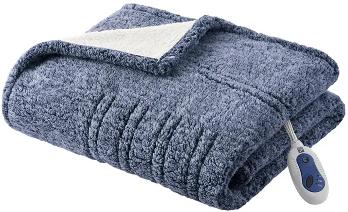 Gracie Mills Mckinley Solid Heated Sherpa Throw