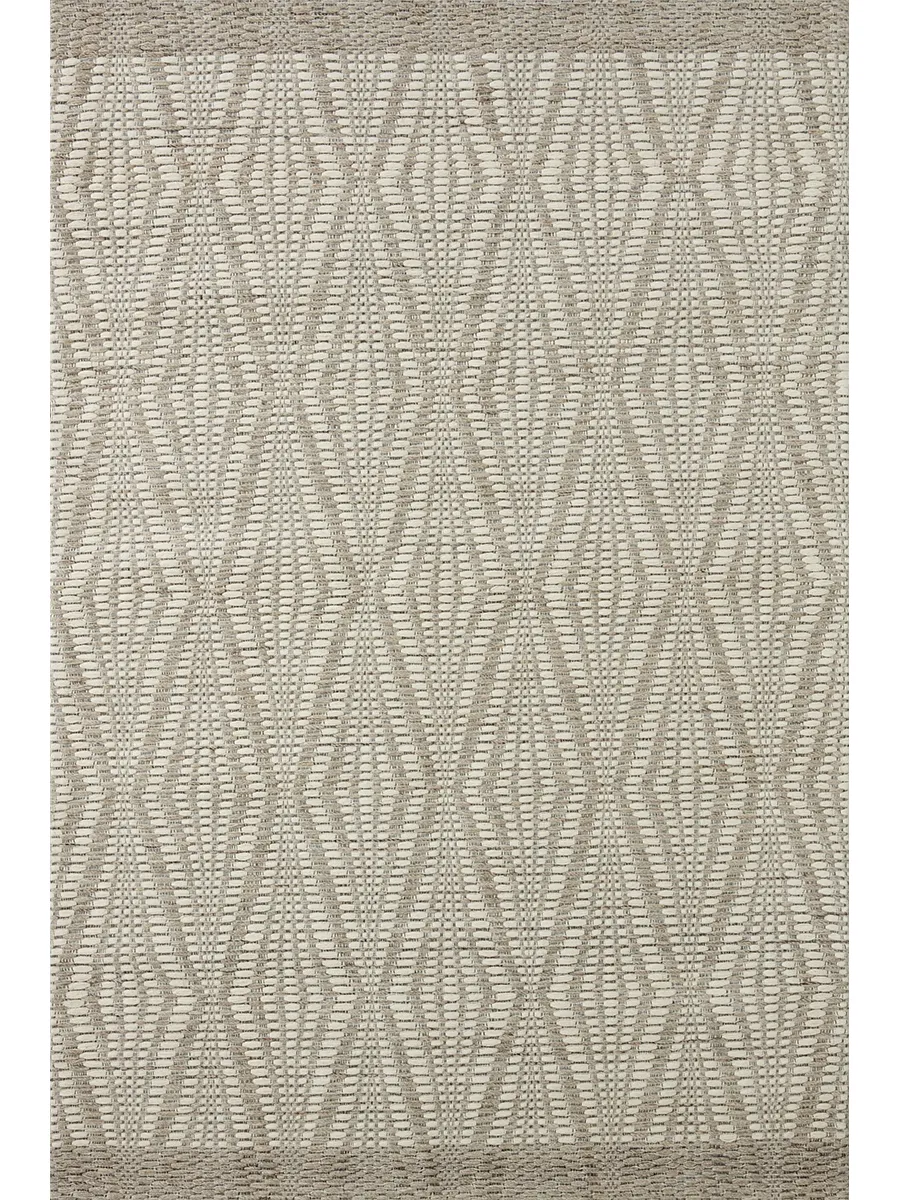 Kenzie KNZ01 2'6" x 7'6" Rug