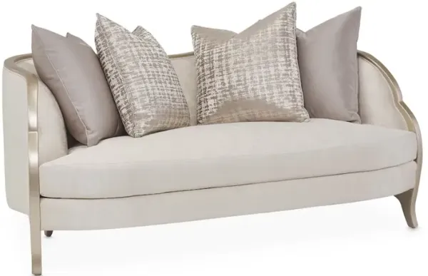 Michael Amini Malibu Crest Loveseat - Cloud White/Chardonnay
