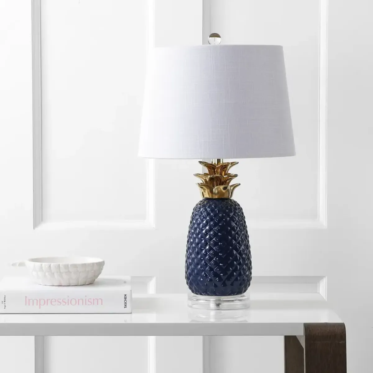 Pineapple Ceramic LED Table Lamp