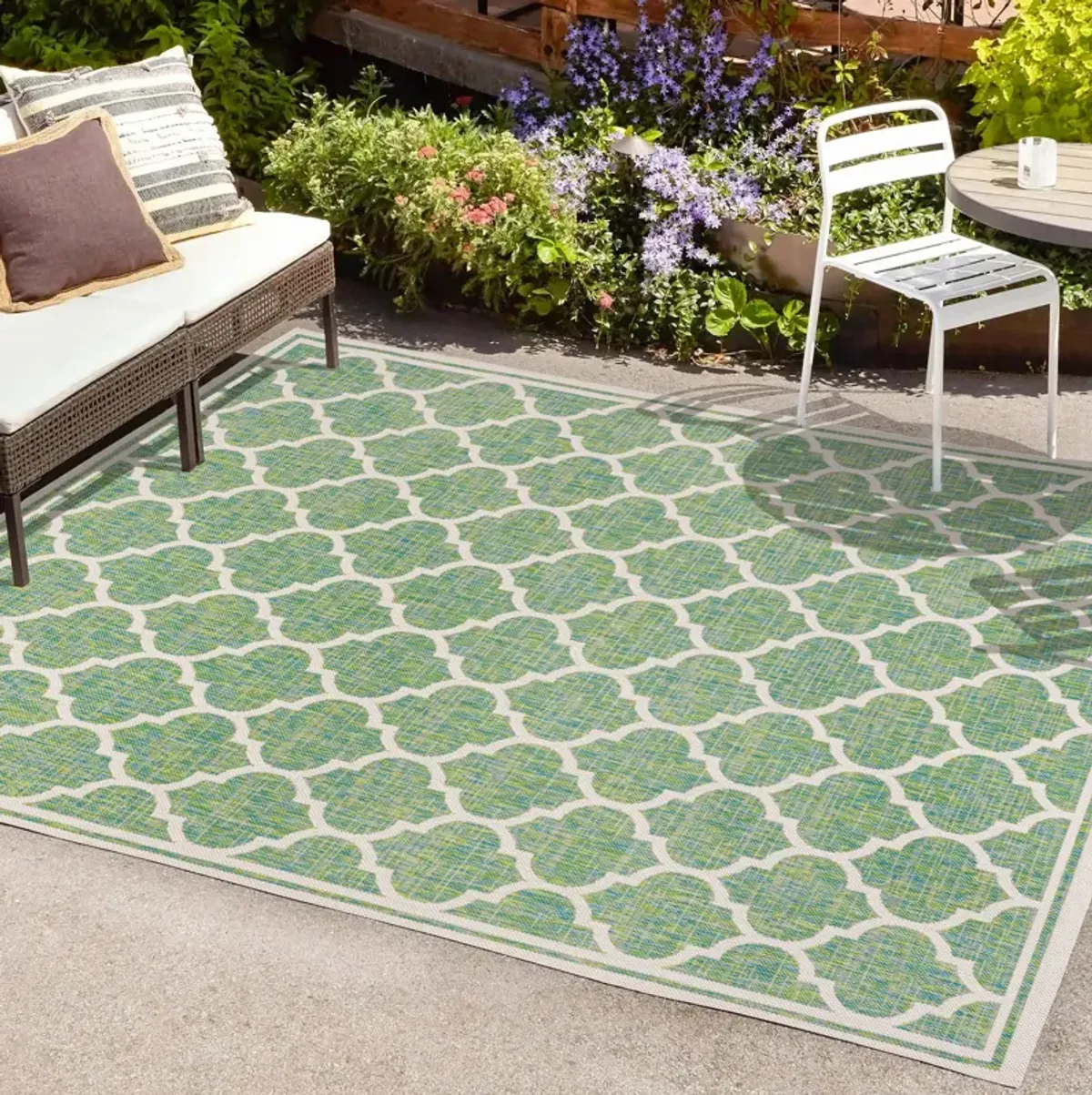 Trebol Moroccan Trellis Textured Weave Indoor/Outdoor Area Rug