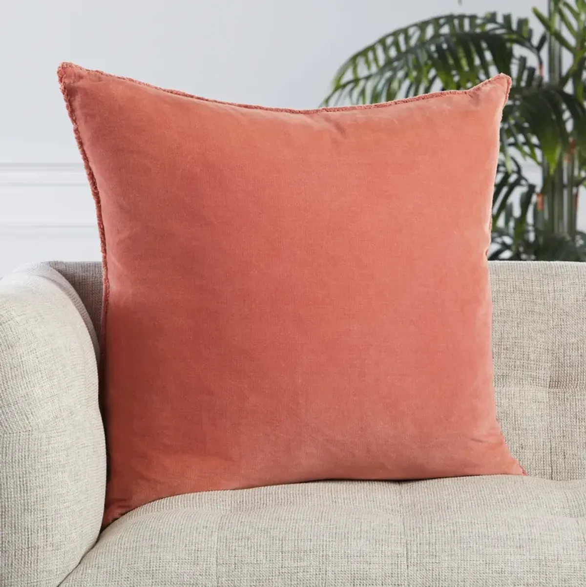 NOUVEAU PILLOW DOWN