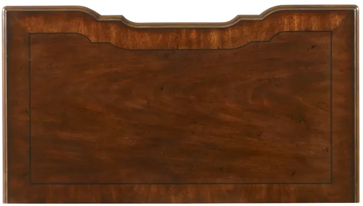 Leesburg Bachelor's Chest